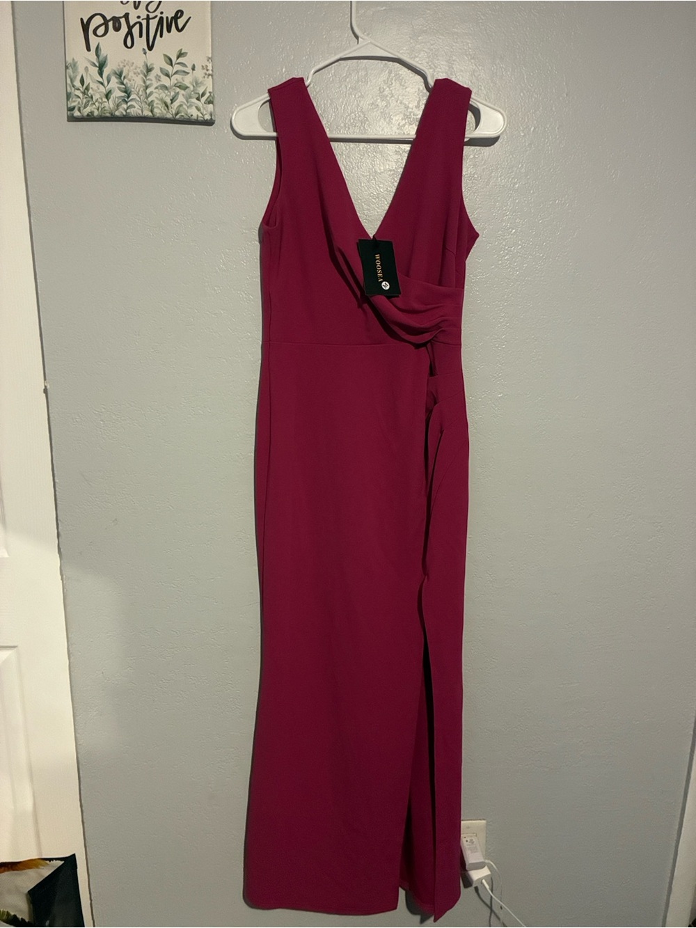 WOOSEA Sleeveless V-Neck Dress Size M